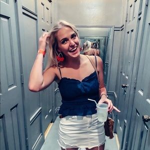 Meet your Posher, Victoria